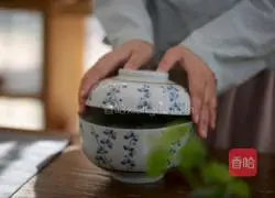 Illustration of how to make sea cucumber with distiller's grains 3