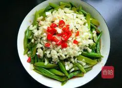 Illustration of how to make cold garlic asparagus 13