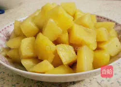 Illustration of how to make braised pork ribs with carrots and potatoes 1