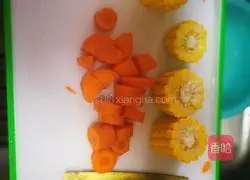 Corn, radish and pork ribs soup recipe 3