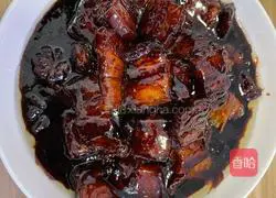 Illustration of braised pork (pork belly) 3