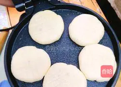 Illustration of how to make vegetarian pie 8