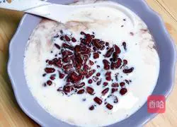 Illustration of how to make red bean milk soup (regulating menstruation and nourishing blood) 9