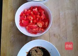 Illustration of how to make crab roe and beans 3