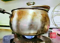 Illustration of how to make pear stewed with winter melon rind 8