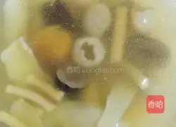 Illustration of how to cook pigeon soup 9