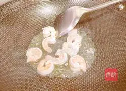 Illustration of how to make fried okra with shrimps 11