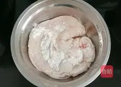 Cordyceps Flower Pork Belly and Chicken Soup Recipe Illustration 2