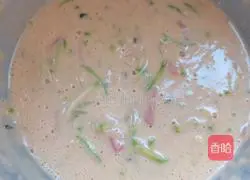 Illustration of how to make zucchini and egg pancakes 1