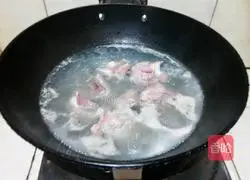 Lotus root and pork bone soup recipe 2