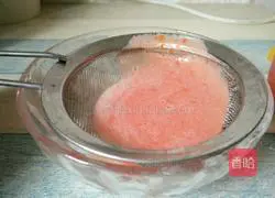 Illustration of how to make tomato honey juice 9