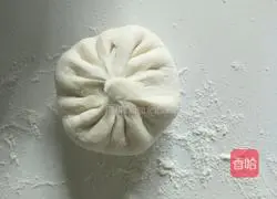 Illustration of how to make steamed buns with meat, chives and moss 12