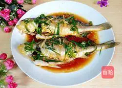 Illustration of how to make steamed yellow croaker 7