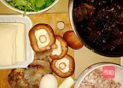 Illustration of how to make fresh wontons 1