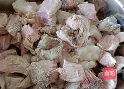 Illustration of how to make Roujiamo (steamed bun version) 5