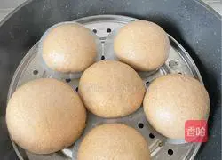 Illustration of how to make whole wheat steamed buns 4