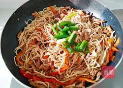 Illustration of Yangzhou dried shredded fried pork shreds 14