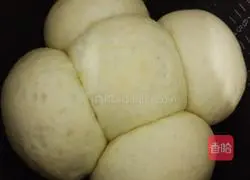 Illustration of how to make rice cooker steamed buns 2