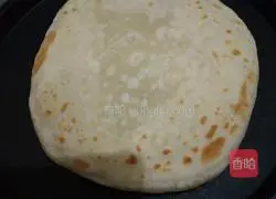 Illustration of how to make salt and pepper pancakes 21