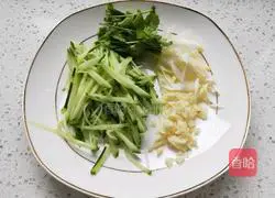Illustration of how to make cold bean sprouts 3