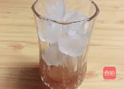 Illustration of how to make pearl cold brew coffee 9