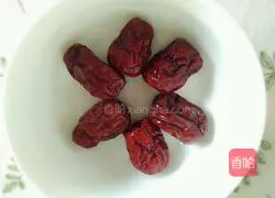 Illustration of how to make flower steamed buns 7