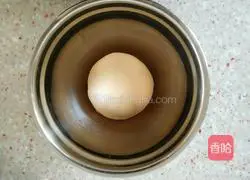 Illustration of how to make seaweed and meat floss bread 8