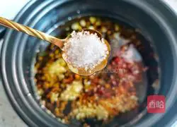 Illustration of how to make spicy and sour soup dumplings 5