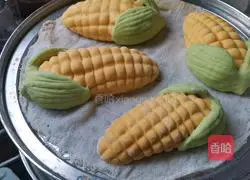 Colorful vegetables Illustration of how to make corn buns 12