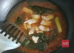 Illustration of how to make tomato meat soup 5