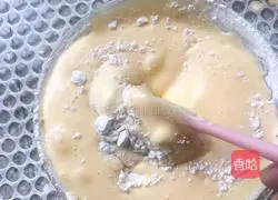 Illustration of how to make egg twists 6