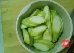 Illustration of how to make loofah and duck soup 5