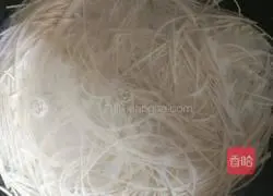 Illustration of how to make lazy noodles 1