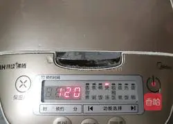 Recipe for Tremella Peach Gum Nourishing and Beauty Soup 12