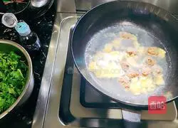 Illustration of how to make shepherd's purse meatballs and egg soup 4