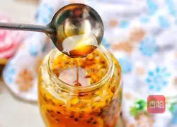 Passion Fruit Lemon Honey Water Recipe Illustration 10