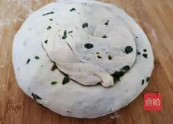 Illustration of how to make fragrant purslane vegetable cake 7