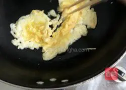 Illustration of how to make braised noodles with tomatoes and eggs 4