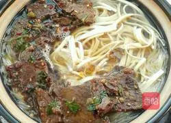 How to make beef vermicelli soup Illustration 6