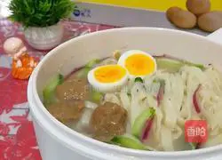 Illustration of how to make hand-made meatball and egg noodles 12