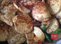 Illustration of how to make five-spice vegetarian chicken 7