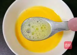 Illustration of how to make shrimp, rice and egg custard (baby food supplement) 12