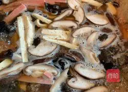 Illustration of how to make spicy soup 13