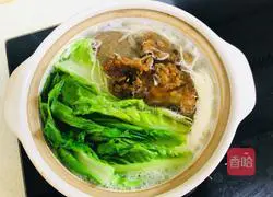 Illustration of the easy-to-learn pork ribs noodles recipe 4