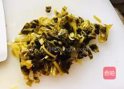 Illustration of how to make celery pulp water surface 2