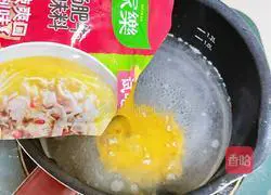 Sour Illustration of how to make soup noodles 1
