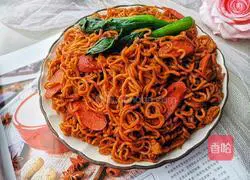 Illustration of how to make delicious fried instant noodles 16