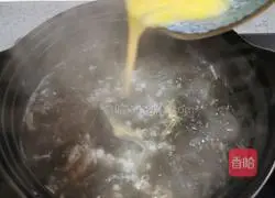 Shopee Seaweed and Egg Drop Soup Recipe Illustration 7