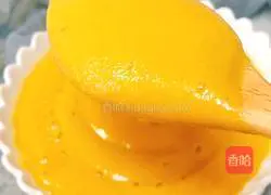 Illustration of how to make carrot, yam and banana puree 7