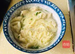 Illustration of how to make wonton noodles at home 7